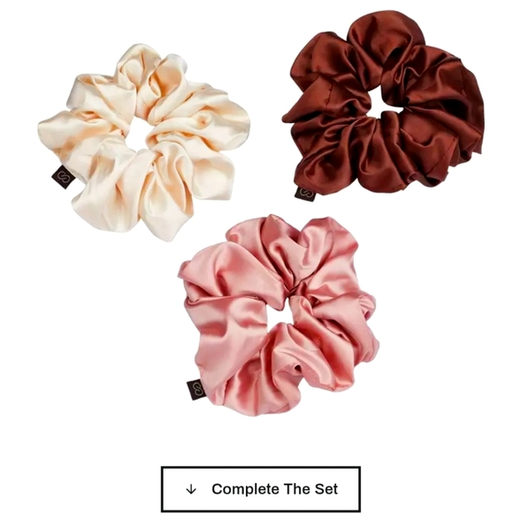 CALIA Scrunchies Set Of 3 - Picture 1 of 4